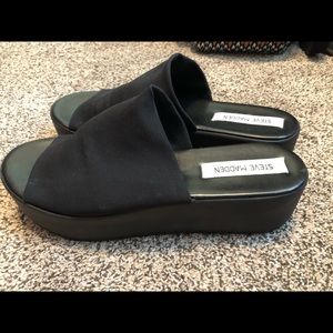 Steve Madden platform sandals